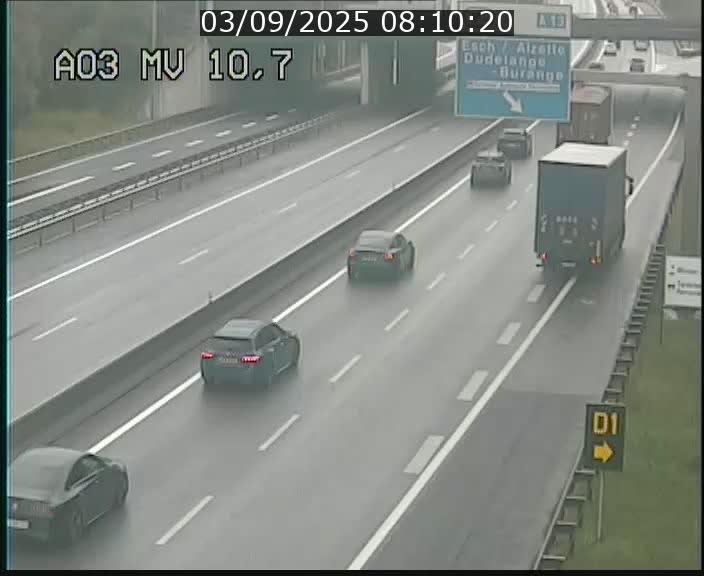 Traffic live webcam Luxembourg Croix de Bettembourg - A3 - BK 10.7 - direction France