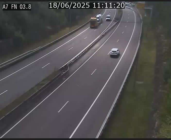 Caméra autoroute Luxembourg A7 - Passage à gibier Rëngelbour - direction Tunnel Stafelter