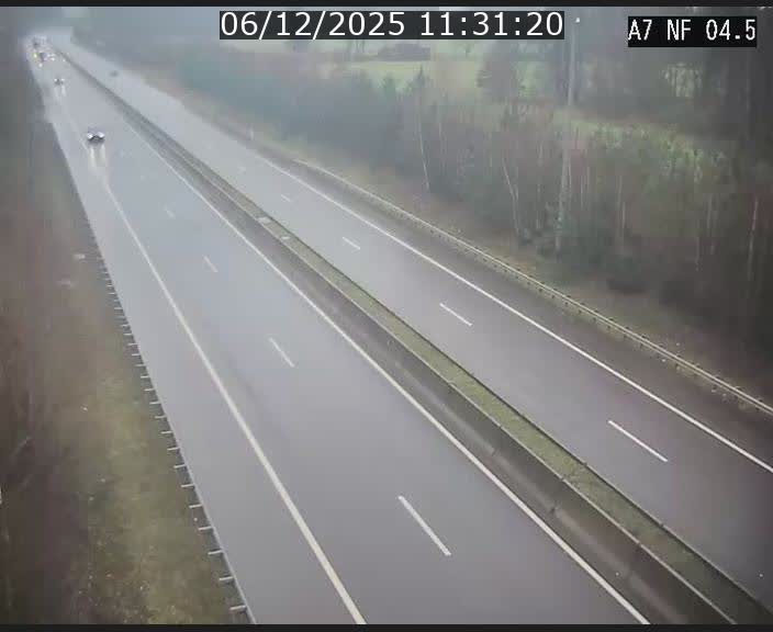 Caméra autoroute Luxembourg A7 - Passage à gibier Rëngelbour - direction Tunnel Grouft