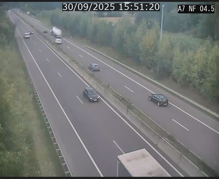 Caméra autoroute Luxembourg A7 - Passage à gibier Rëngelbour - direction Tunnel Grouft