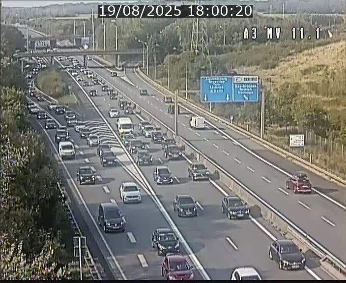 Traffic live webcam Luxembourg Croix de Bettembourg A3 - BK 11.1 - direction Luxembourg-ville