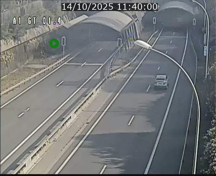 Traffic live webcam Luxembourg Hesperange - A1 direction Kirchberg - BK 1.4