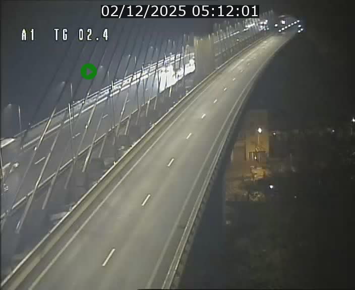 Traffic live webcam Luxembourg Sandweiler - A1 direction Luxembourg-ville - BK 2.4