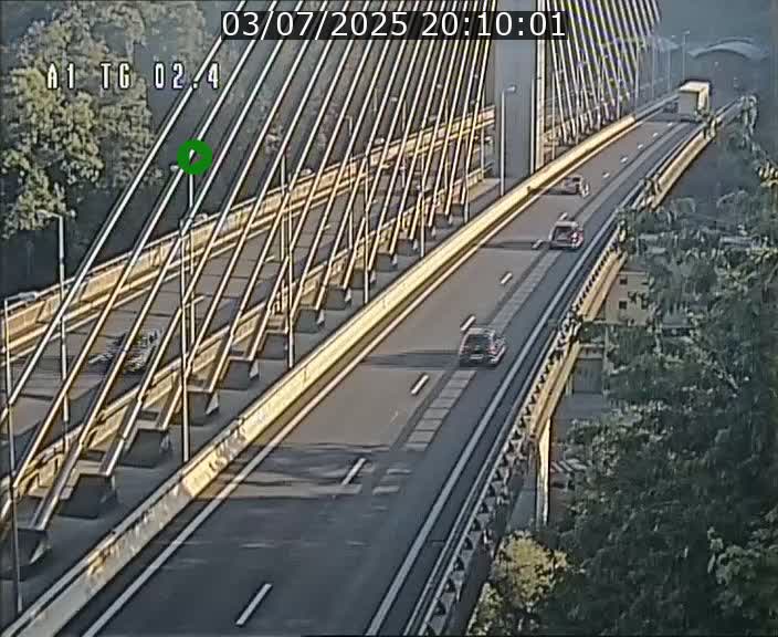 Traffic live webcam Luxembourg Sandweiler - A1 direction Luxembourg-ville - BK 2.4