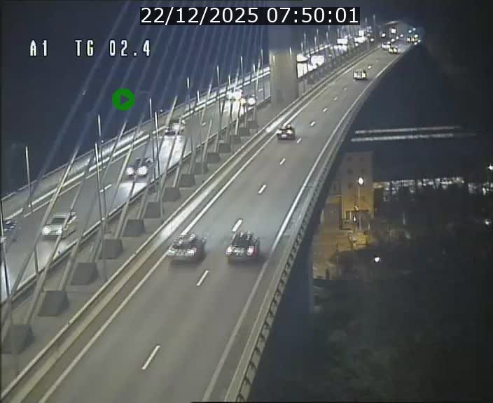 Traffic live webcam Luxembourg Sandweiler - A1 direction Luxembourg-ville - BK 2.4