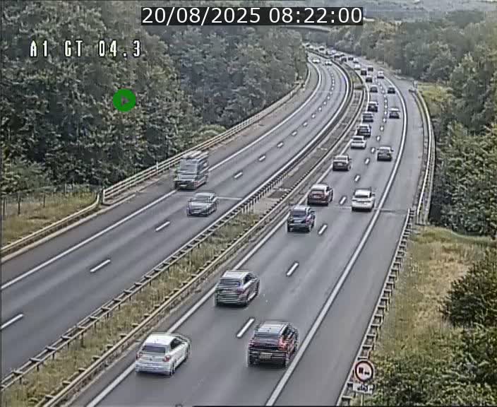 Traffic live webcam Luxembourg Itzig - A1 direction Sandweiler - BK 4.3