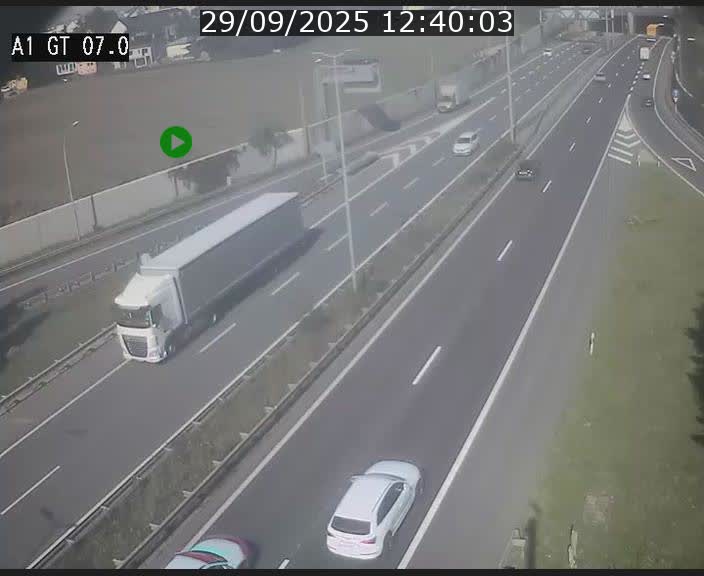 Traffic live webcam Luxembourg Cents - A1 direction Kirchberg - BK 7