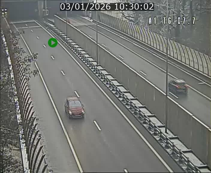 Traffic live webcam Luxembourg Kirchberg - A1 direction Luxembourg-ville - BK 7.7