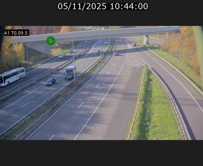Traffic live webcam Luxembourg Jonction Grünewald - A1 direction Luxembourg-ville - BK 9.5