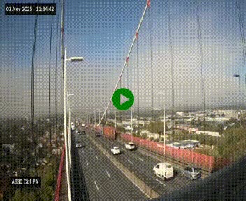 Webcam autoroute sur le périphérique de Bordeaux (A630) au nord de la ville. Caméra située sur le Pont d'Aquitaine.