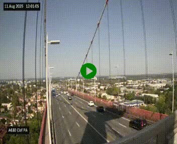 Webcam autoroute sur le périphérique de Bordeaux (A630) au nord de la ville. Caméra située sur le Pont d'Aquitaine.