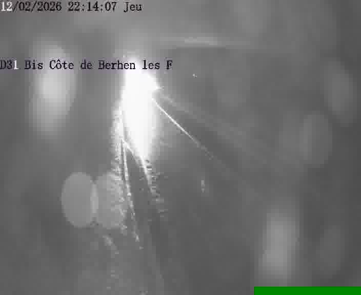Webcam de surveillance sur D31bis (France) à Behren-lès-Forbach, cadrée vers Sarreguemines, proposant une information routière utile aux déplacements quotidiens.