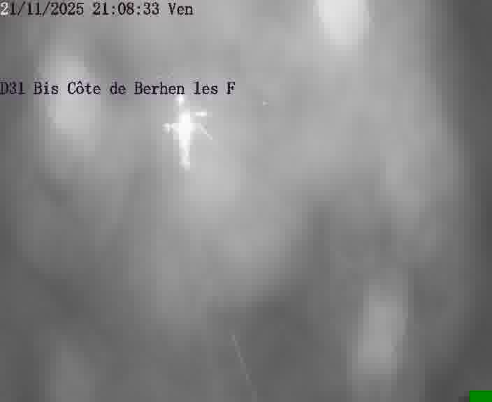 Webcam de surveillance sur D31bis (France) à Behren-lès-Forbach, cadrée vers Sarreguemines, proposant une information routière utile aux déplacements quotidiens.