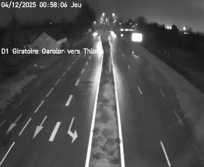 Webcam de surveillance sur D1 (France) à Ennery, cadrée vers Thionville, proposant une information routière utile aux déplacements quotidiens.