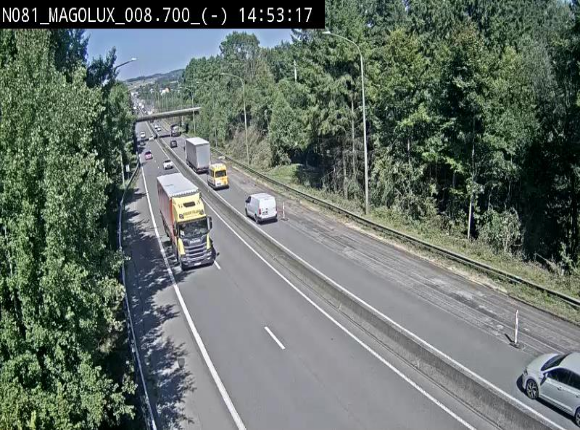 Webcam sur la N81 (E411) à hauteur de la jonction avec la N883. Vue orientée vers Arlon
