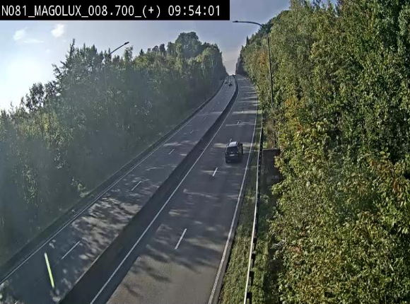 Webcam sur la N81 (E411) à hauteur de la jonction avec la N883. Vue orientée vers Longwy