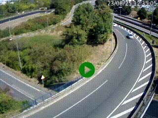 Caméra autoroute à la jonction entre l'A7 et la D301 (Boulevard urbain Sud de Lyon) à Feyzin, au sud de Lyon. Vue orientée vers Mions