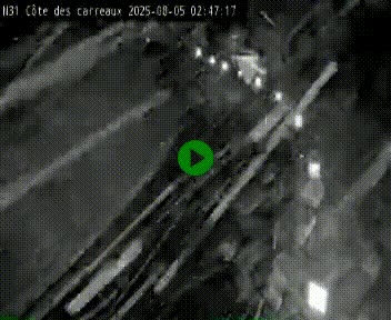 Webcam en haut de la Côte des Carreaux sur la N31 à Avesnes-en-Bray. Vue orientée vers Rouen