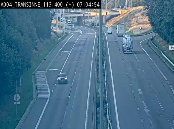 Webcam dans les Ardennes sur l'E411 à hauteur de Transinne. Vue orientée vers le sud de la Belgique