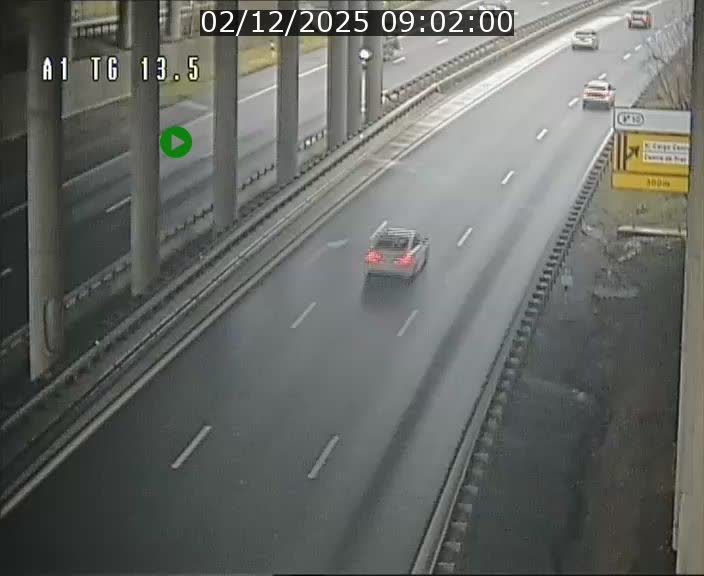 Traffic live webcam Luxembourg Senningen - A1 direction Luxembourg - BK 13.5