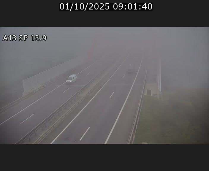 Traffic live webcam Luxembourg Kayl - A13 direction Esch-sur-Alzette/Luxembourg-ville - BK 13.9