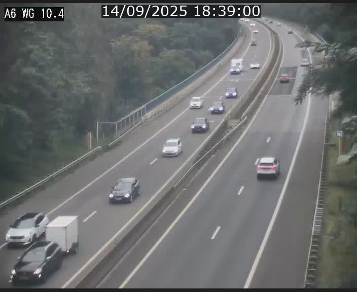 Traffic live webcam Luxembourg Mamer - A6 - BK 10.4 - direction Luxembourg/France/Allemagne