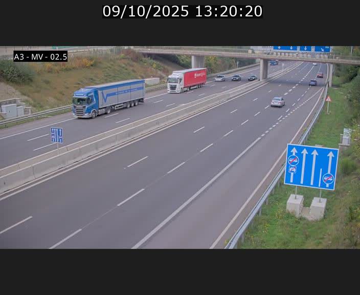 Webcam autoroute A3 au Luxembourg à proximité de la Croix de Gasperich. Vue orientée vers Luxembourg