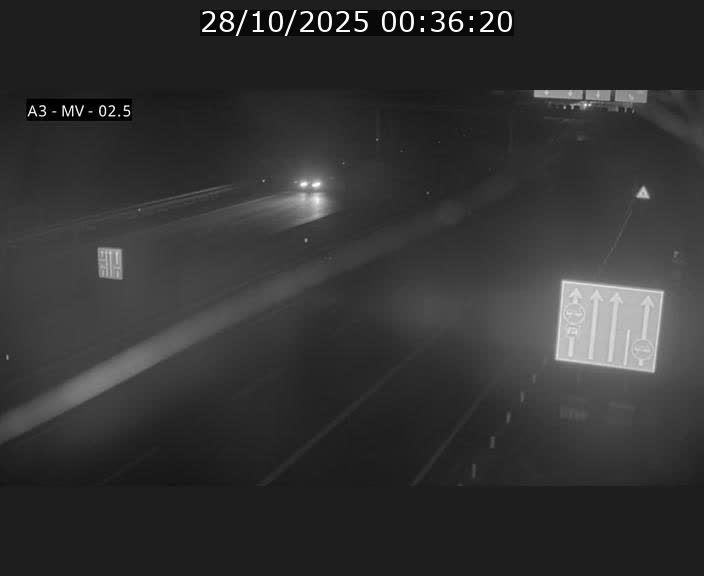 Webcam autoroute A3 au Luxembourg à proximité de la Croix de Gasperich. Vue orientée vers Luxembourg