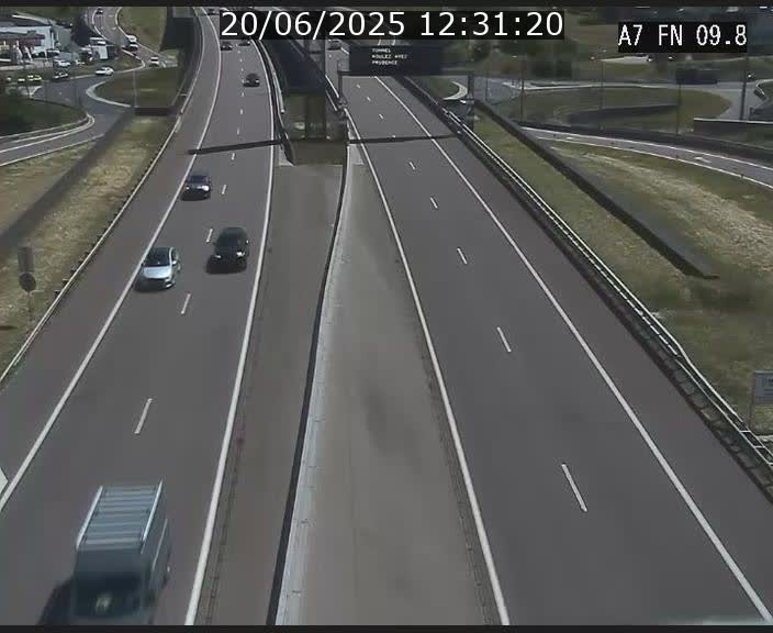 Caméra trafic Luxembourg - A7, Tunnel Gousselerbierg, sortie sud, direction rond-point Lorentzweiler (BK 9.9)