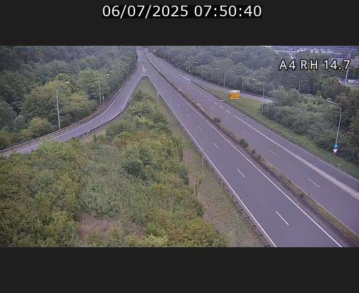 Traffic live webcam Luxembourg Jonction Lankelz - A4 - BK 14.7 - direction Luxembourg
