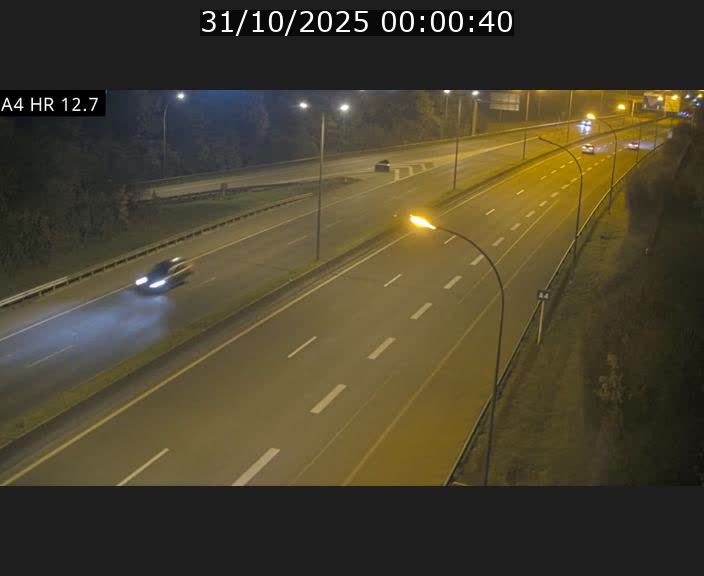 Traffic live webcam Luxembourg Esch sur Alzette - A4 - BK 12.7 - direction Esch-Belval