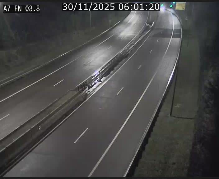 Caméra autoroute Luxembourg A7 - Passage à gibier Rëngelbour - direction Tunnel Stafelter