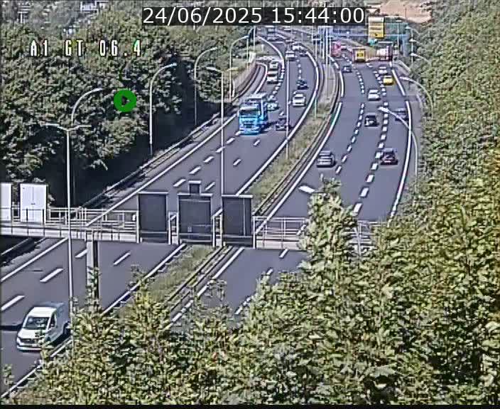 Traffic live webcam Luxembourg Hamm - A1 direction Sandweiler - BK 6.4