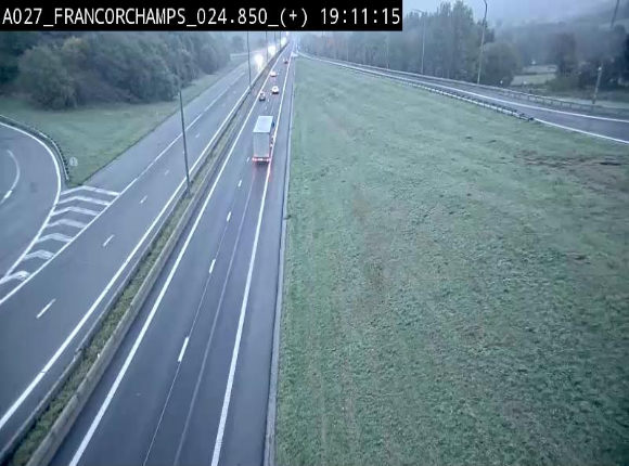 Caméra autoroutière à proximité du circuit de Spa-Francorchamps à Stavelot sur l'A27/E42