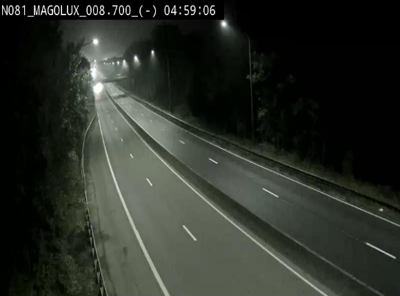 Webcam sur la N81 (E411) à hauteur de la jonction avec la N883. Vue orientée vers Arlon