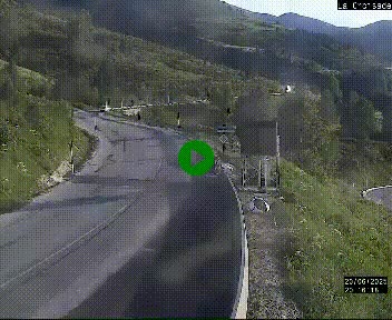 Webcam au carrefour de la croisade, à la jonction entre la N22 et la N320, avant le poste de douane franco-andorrane. Webcam à 1790 mètres d'altitude