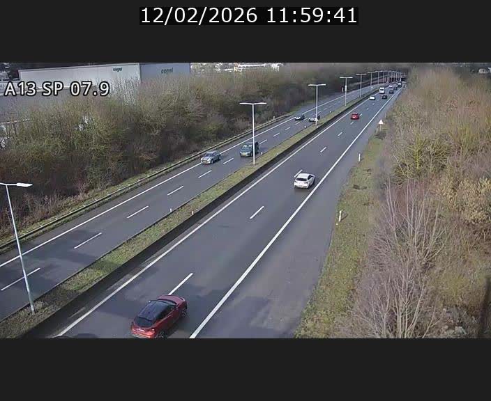 Traffic live webcam Luxembourg Jonction Lankelz - A13 direction Pétange - BK 7.9