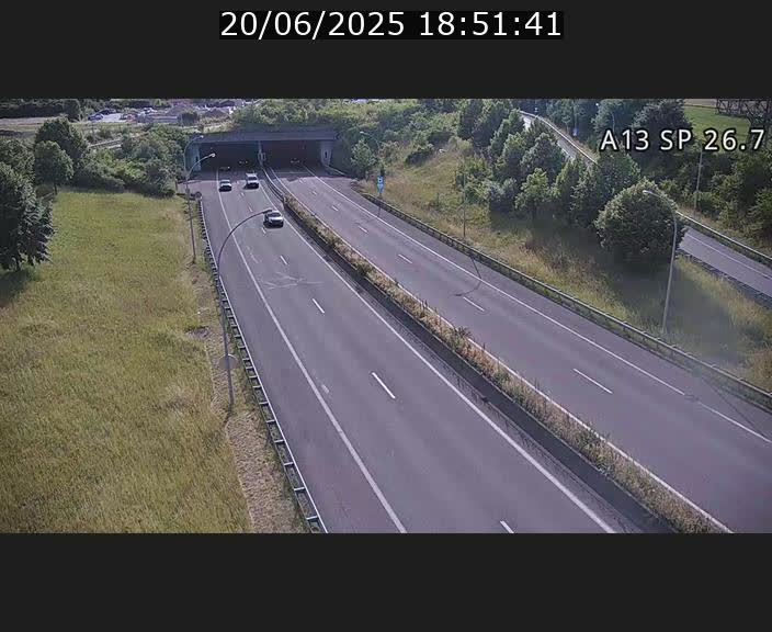 Traffic live webcam Luxembourg Frisange - A13 direction Luxembourg-ville - BK 26.7