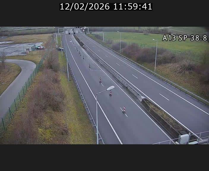 Webcam autoroute A13 à l'entrée ouest du tunnel Markusbierg à Schengen. Vue orientée vers le tunnel et l'Allemagne