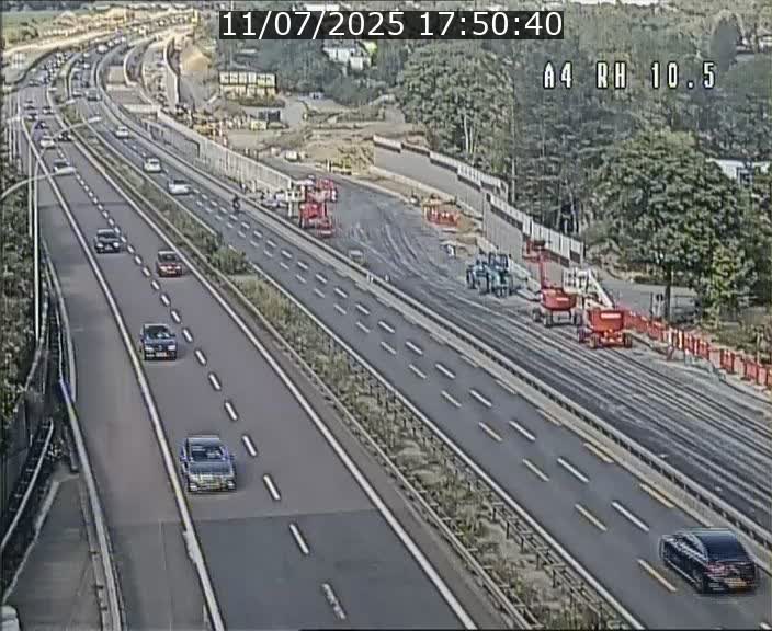 Traffic live webcam Luxembourg Pontpierre - A4 - BK 10.5 - direction Luxembourg