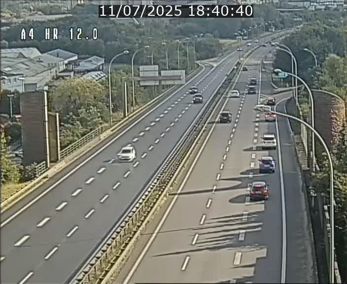 Traffic live webcam Luxembourg Jonction Foetz - A4 - BK 12.0 - direction Esch sur Alzette