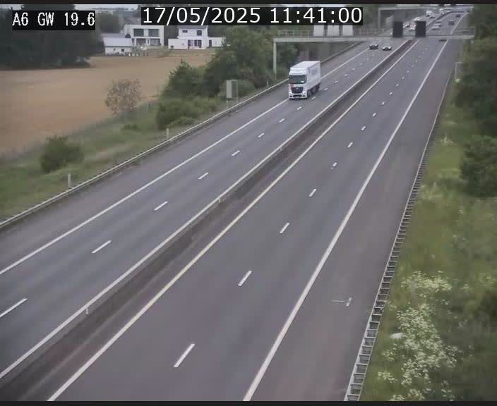 Traffic live webcam Luxembourg - Steinfort - A6 - BK 19.6 - direction Belgique
