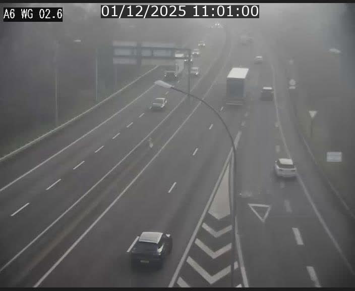 Traffic live webcam Luxembourg Croix de Cessange - A6 - BK 2.6 - direction France/Allemagne