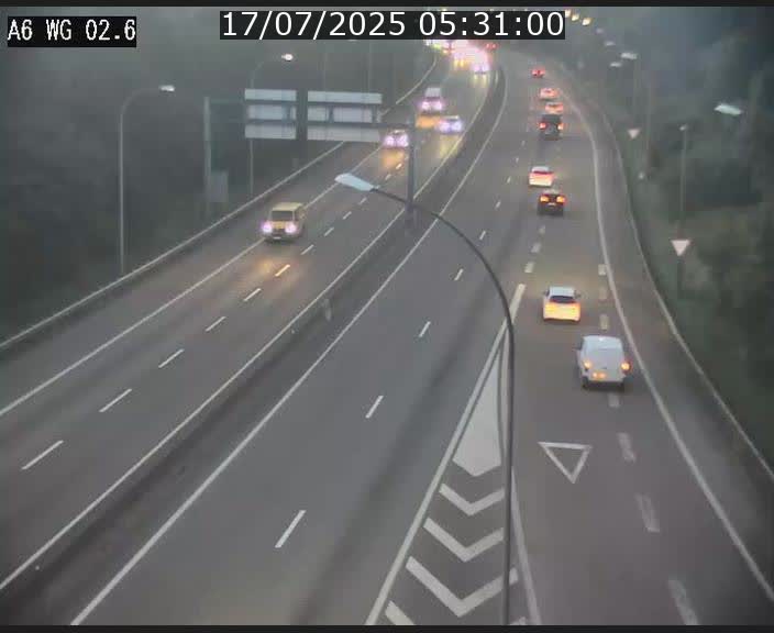 Traffic live webcam Luxembourg Croix de Cessange - A6 - BK 2.6 - direction France/Allemagne