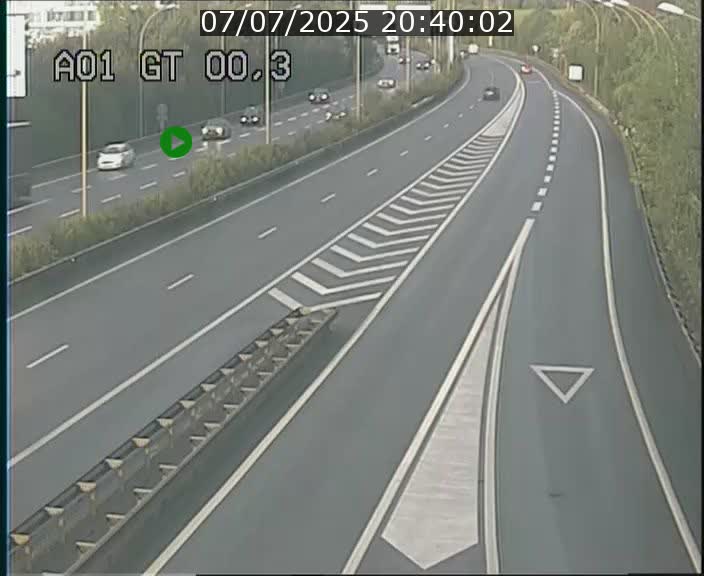 Traffic live webcam Luxembourg Croix de Gasperich - A1 direction Kirchberg - BK 0.3