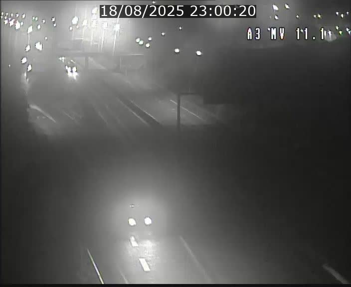 Traffic live webcam Luxembourg Croix de Bettembourg A3 - BK 11.1 - direction Luxembourg-ville