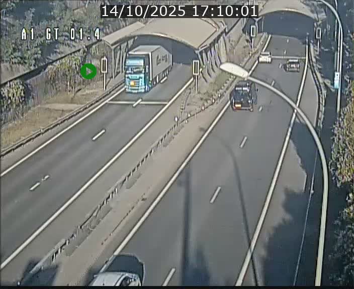Traffic live webcam Luxembourg Hesperange - A1 direction Kirchberg - BK 1.4