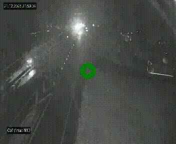 Vue en direct de l'autoroute A10 grâce à un drône situé au-dessus du péage de Virsac