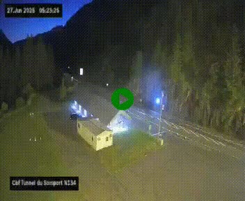 Webcam à l'entrée du tunnel du Somport, côté français, sur la N134, dans les Pyrénées, en direction de l'Espagne, à 1116 mètres d'altitude