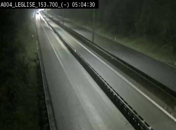 Webcam autoroute A4 (E411-E25) à Léglise, avant la jonction avec la N40. Vue orientée vers Bruxelles